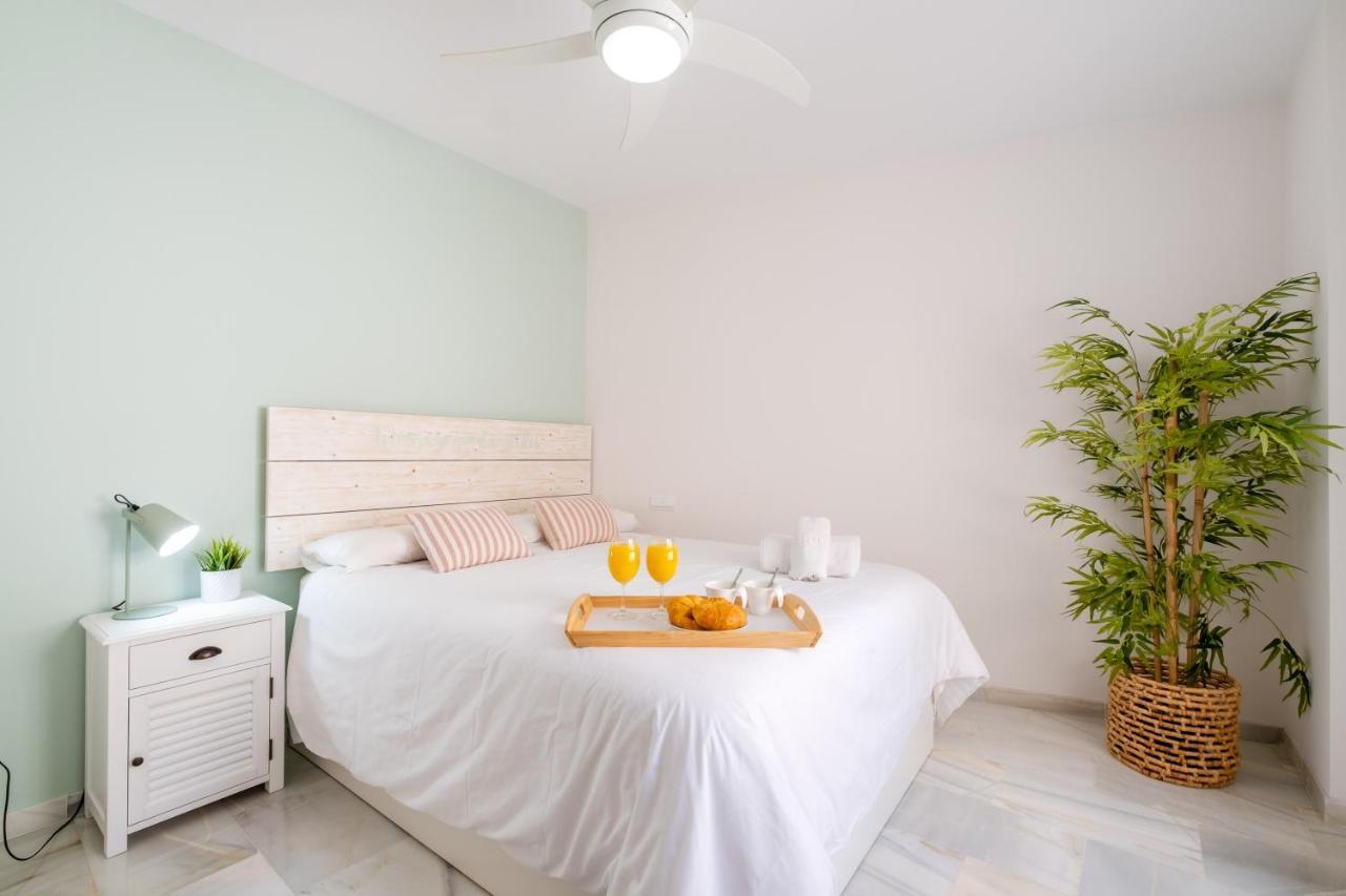La Malagueta Beach - New Release Malaga Exterior photo